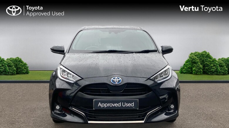 Toyota Yaris 1.5 Hybrid Dynamic 5dr CVT Hybrid Hatchback